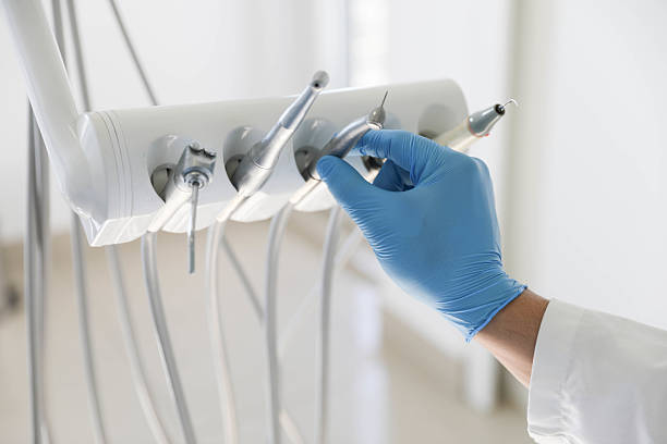 Professional Teeth Whitening technician working in Lake Lakengren, OH